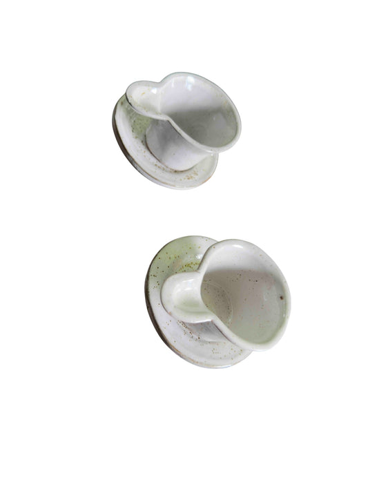 Conjunto de Xícara e Pires em Cerâmica - Branco