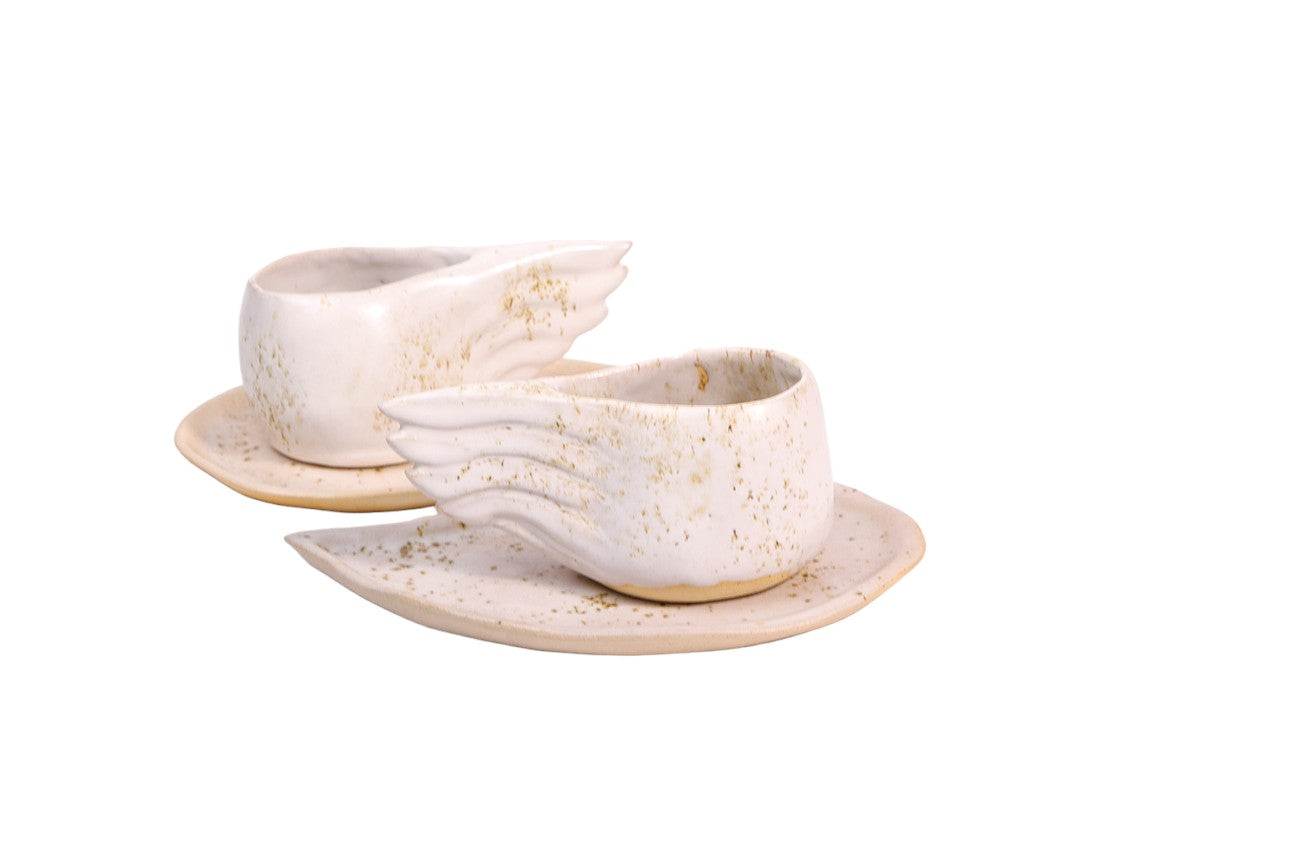 Conjunto de Xícara e Pires Angelic Whisper em Cerâmica