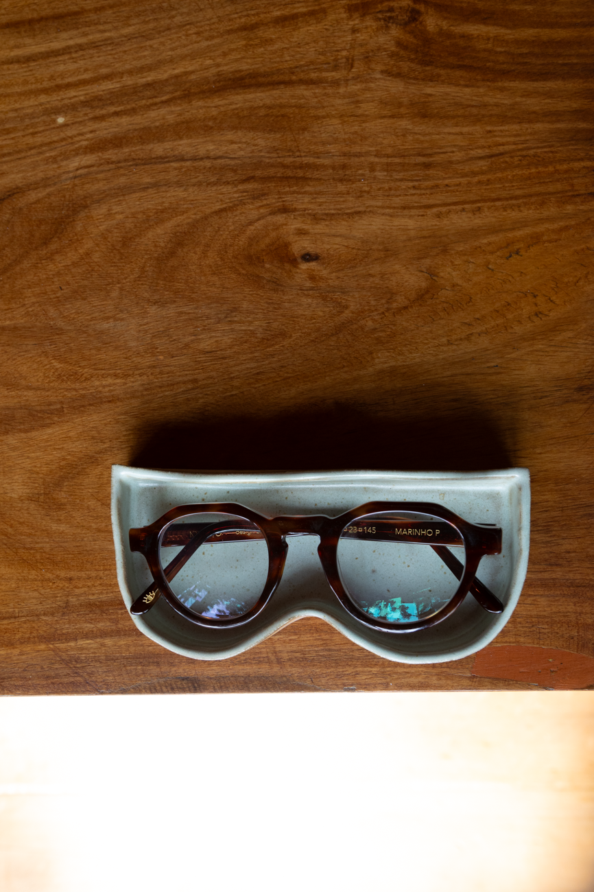 Handcrafted Ceramic Eyeglass Holder - Artisanal and Elegant