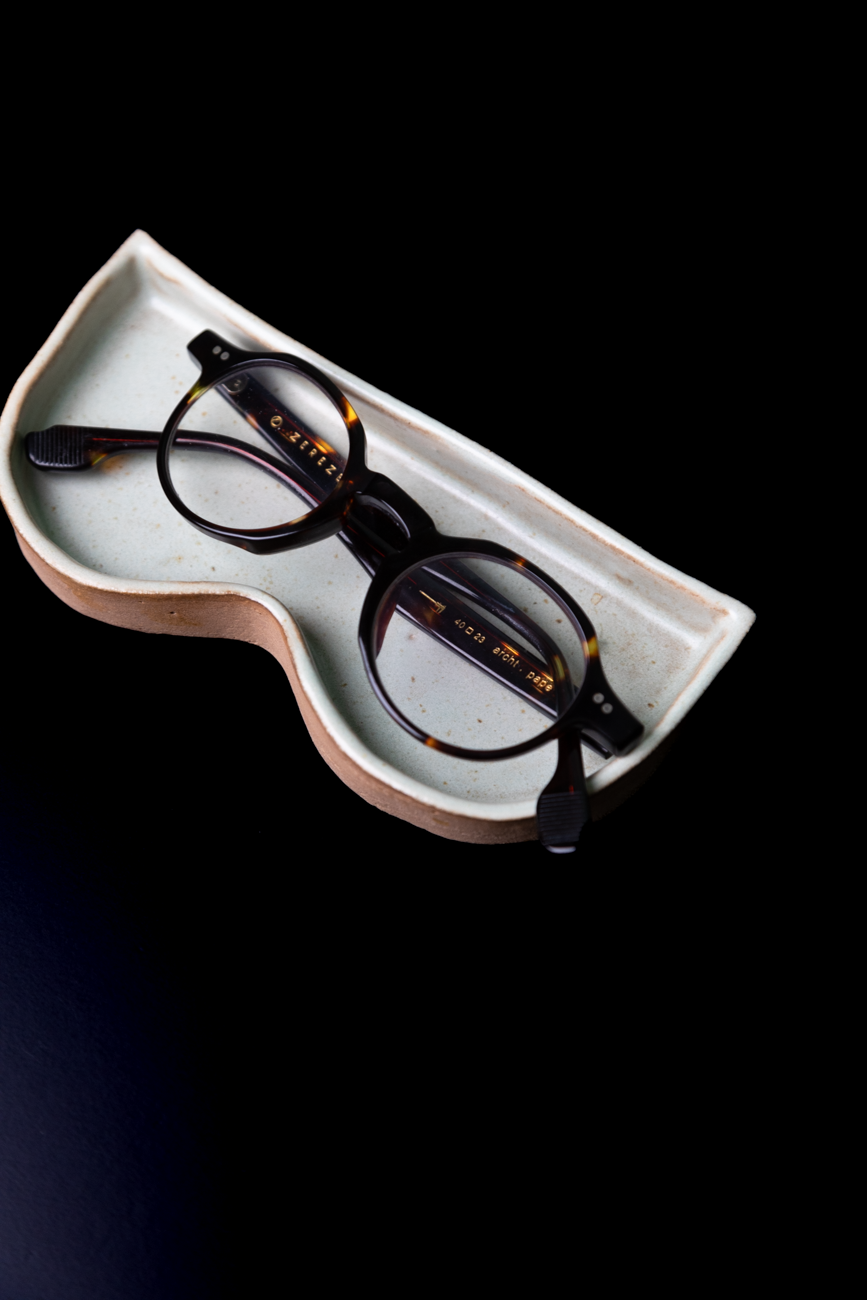 Handcrafted Ceramic Eyeglass Holder - Artisanal and Elegant