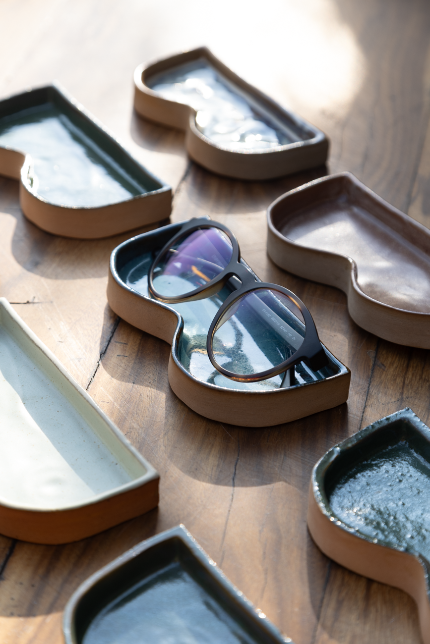 Handcrafted Ceramic Eyeglass Holder - Artisanal and Elegant