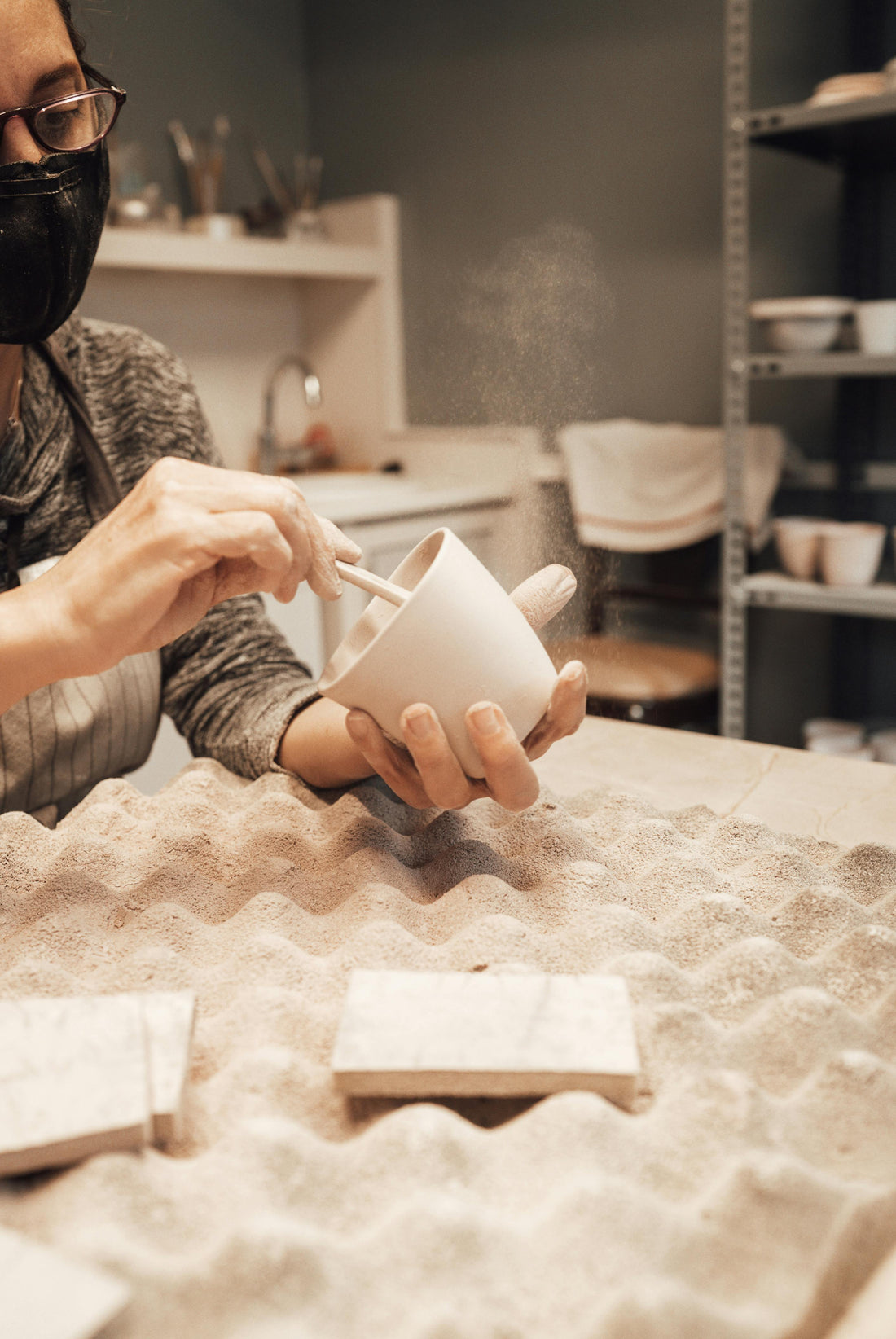 5 Unexpected Benefits of Using Handcrafted Pottery Daily